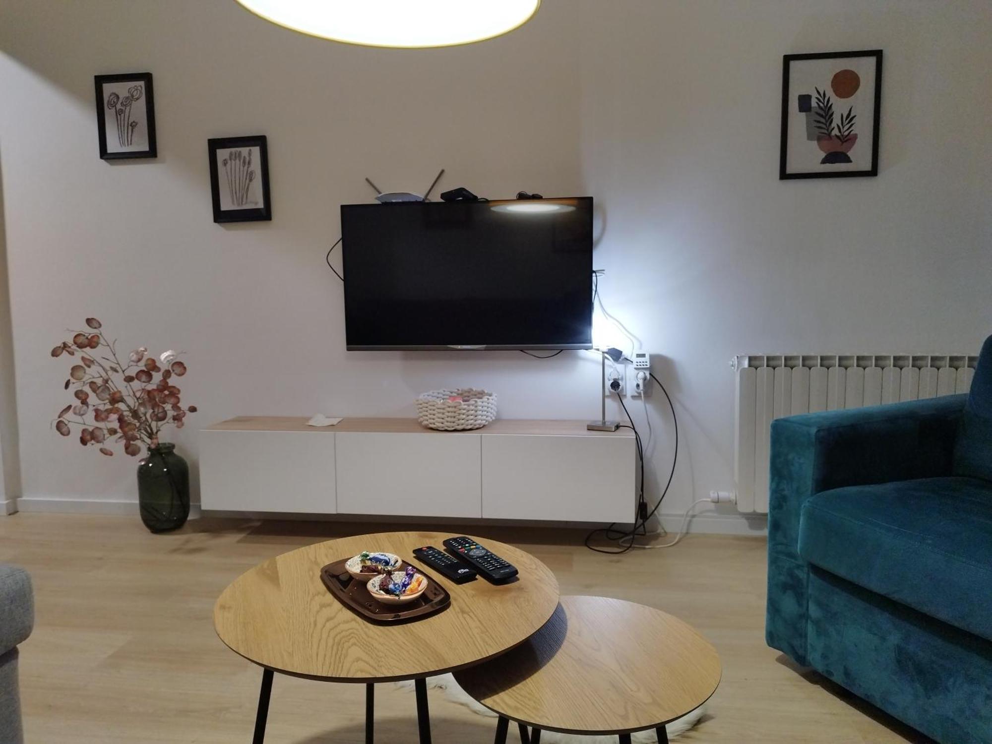 Home Apartment Ni Εξωτερικό φωτογραφία
